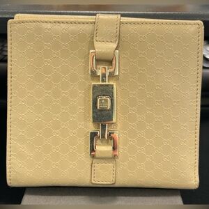 Authentic GUCCI Beige Jackie Micro Guccisima Leather Compact Wallet